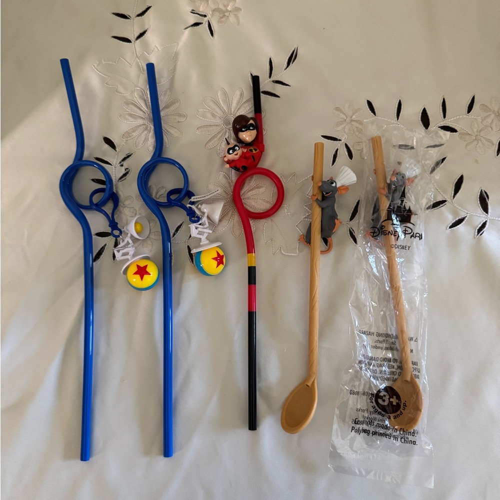 Disney Parks Pixar Character Straw Bundle